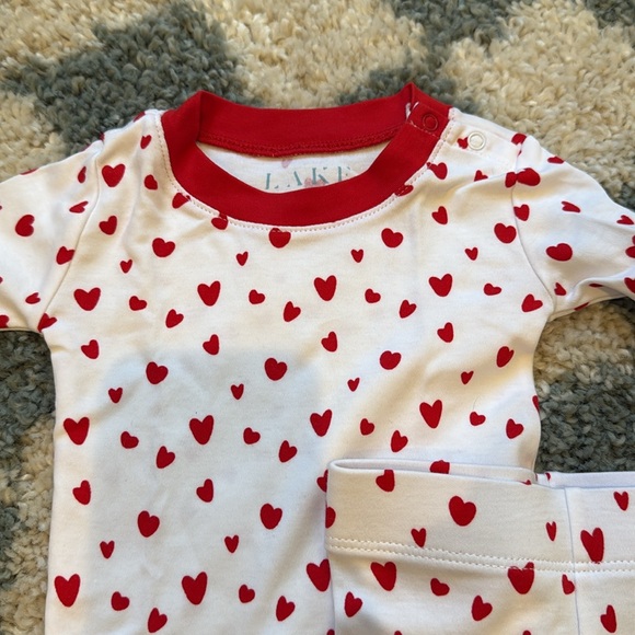 Lake heart pajamas - Picture 2 of 2